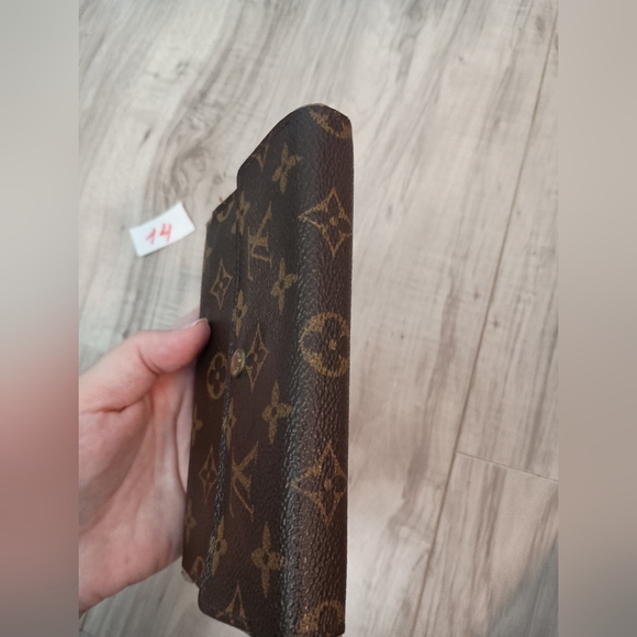 Louis Vuitton Pochette Passport Trifold Wallet Case Monogram - Picture 8 of 16